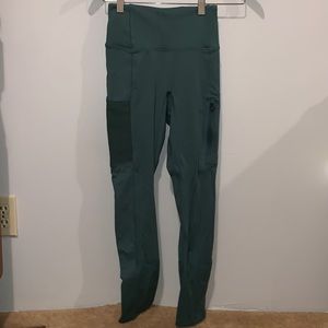 Green Fabletics Leggings